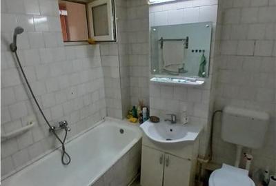 Apartament cu 3 camere decomandat în Circumvalațiunii - 3