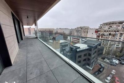 Apartament cu 4 camere în Centrul Civic - 1