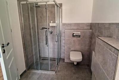 Casă cu 4 camere în Central - 1