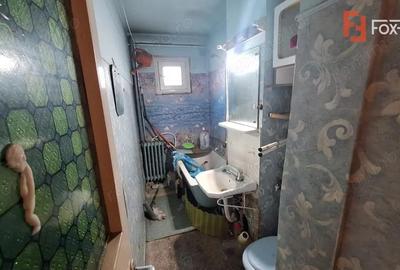 Apartament cu 3 camere decomandat în Șagului