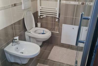 Apartament cu 2 camere decomandat în Central - 4