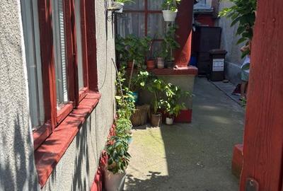 Casă cu 3 camere în Central - 8