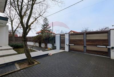 Casă cu 5 camere cu Teren 432 Mp în Balotești - 58