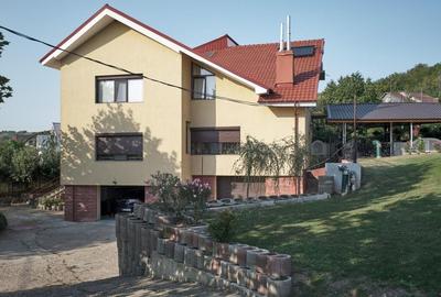 Casă spatioasa, Vaslui,  zona ARR - 518 mp - 2