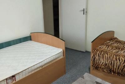 Apartament cu 2 camere decomandat în Soarelui