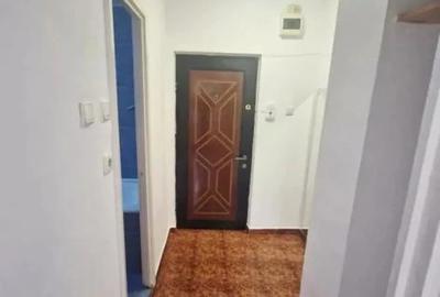 Garsonieră decomandată, mobilată în Rahova