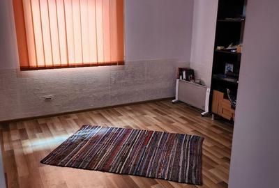 Casă cu 4 camere cu Teren 260 Mp în Central - 17