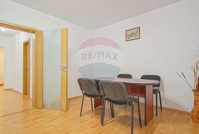 Apartament cu 2 camere semidecomandat în Centrul Civic - 1
