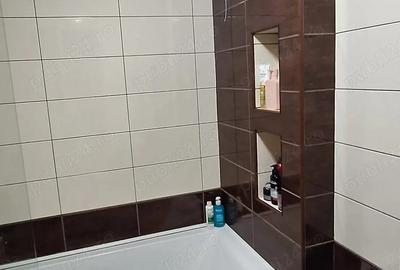 Apartament cu 3 camere decomandat în Central - 1