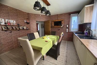 Casă individuală cu 5 camere cu Canalizare în Curteni - 7