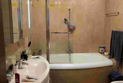 Casă cu 6 camere cu Teren 500 Mp în Central - 5