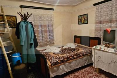 Casă cu 2 camere cu Teren 1110 Mp în Bezdead - 18