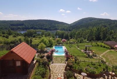 RATE Pensiune SUPERBA*** 12 cam piscina pe mal Lac Mocearu  Mtii. Buzaului - 5