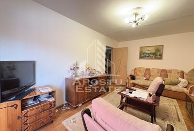 Apartament 3 camere, etaj intermediar, bloc anvelopat in zona Lipovei - 2