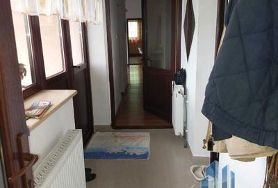 Casă cu 4 camere în Est - 3