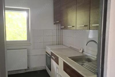 Apartament cu 2 camere Decomandat Etaj 2 cu Centrala - 4