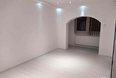 Garsonieră decomandată în Central - 1