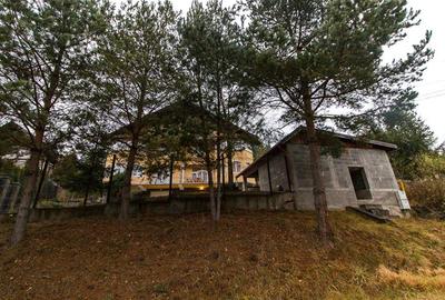 Duplex cu 8 camere cu Canalizare în Central - 16