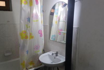 Apartament cu 3 camere decomandat în Central - 4