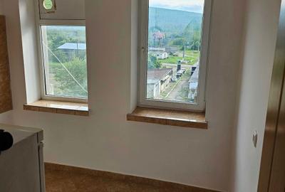 Apartament cu 2 camere decomandat în Central - 8
