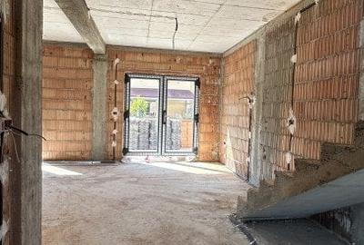 Duplex cu 4 camere cu Canalizare în Sânandrei - 5