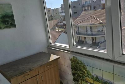 De vanzare apartament 3 camere Vlaicu zona Fortuna - 3