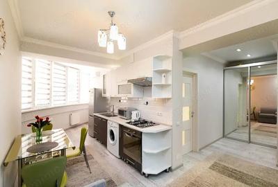 Apartament cu 2 camere decomandat în Central