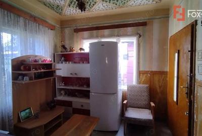 Casă cu 4 camere cu Teren 1390 Mp în Calea Urseni