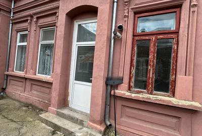 Casă individuală cu 3 camere cu Teren 300 Mp în Central - 8