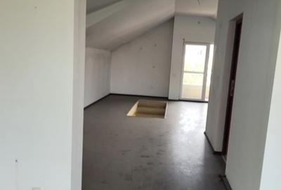 Casă cu 6 camere cu Canalizare în Chitila - 9