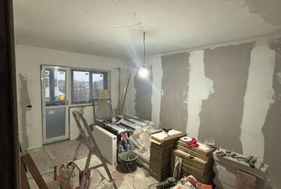 Apartament cu 3 camere decomandat în Mioriței