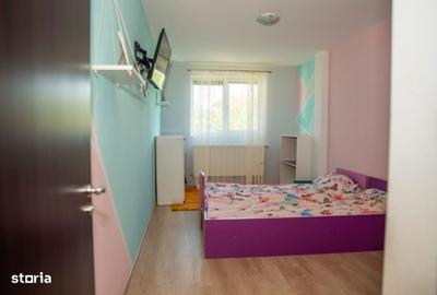 Casă cu 4 camere cu Teren 90 Mp în Rediu