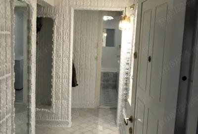 PROPRIETAR, Apartament 3 camere, CF1, Decomandat, 85mp, LUX
