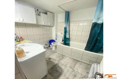 Casuta individuala p+m CENTRALA PROPRIE, terasa, curte comuna - 1