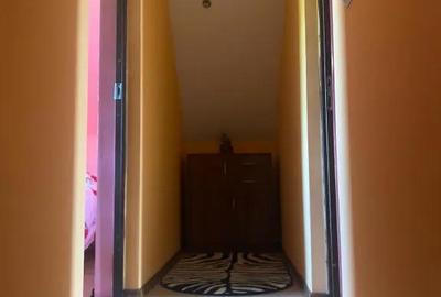 Casă cu 7 camere cu Teren 2800 Mp în Dudești - 5