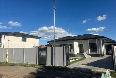 Casa inidividuala, superba pe parter, cu garaj si 4 camere spatioase, si toate u - 3