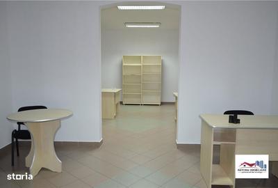 Casă cu 4 camere cu Teren 252 Mp în Central - 3