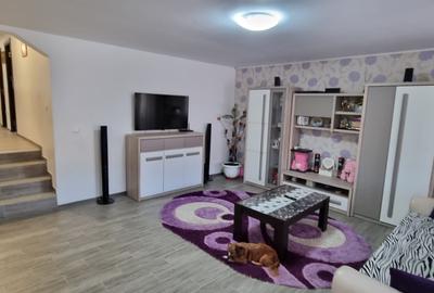Casă individuală cu 5 camere în Central