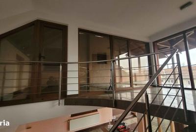 Casă cu 4 camere cu Teren 2001 Mp în Central - 15