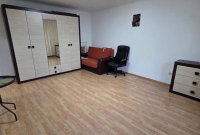 Garsonieră decomandată, mobilată în Sebastian - 2