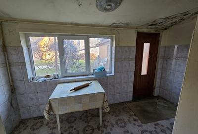 Casă individuală cu 3 camere cu Canalizare în Fratelia - 18