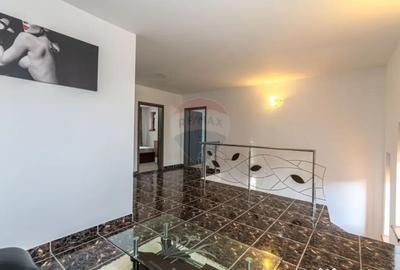 Casă cu 5 camere cu Piscina în Colonia Bod - 3
