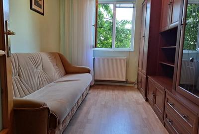 Apartament cu 3 camere semidecomandat, mobilat în Circumvalațiunii - 4