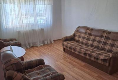Apartament cu 3 camere în Central - 2