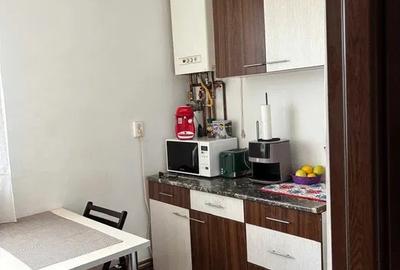 Apartament cochet cu 2 camere, 47 mp, etaj intermediar, zona strazii Horea - 5