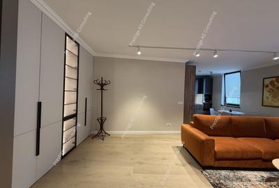 Apartament cu 3 camere semidecomandat, mobilat în Take Ionescu