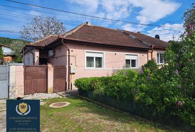 Casă individuală cu 3 camere cu Teren 250 Mp în Central - 2