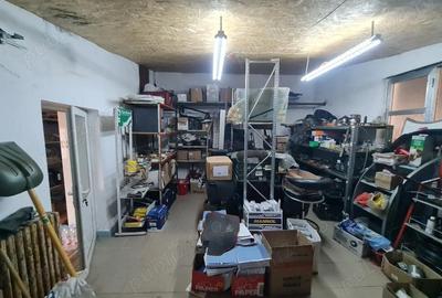 Spațiu comercial, de 80 mp, în Central - 1