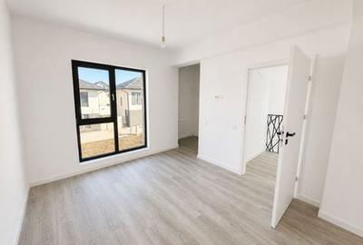 Casă cu 5 camere cu Teren 316 Mp în Central