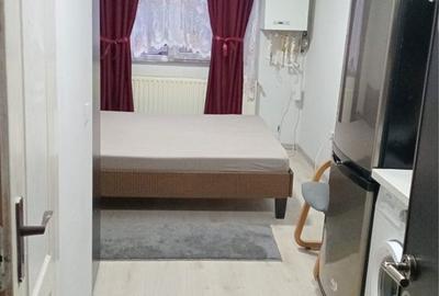 Garsonieră în Decebal - 2